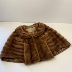 1970s Vintage brown  genuine Mink fur Capelet